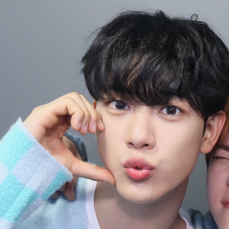tigerjibeom's tweet photo. he changed to a different person 🥹🩵 https://t.co/n1oyaehiIL