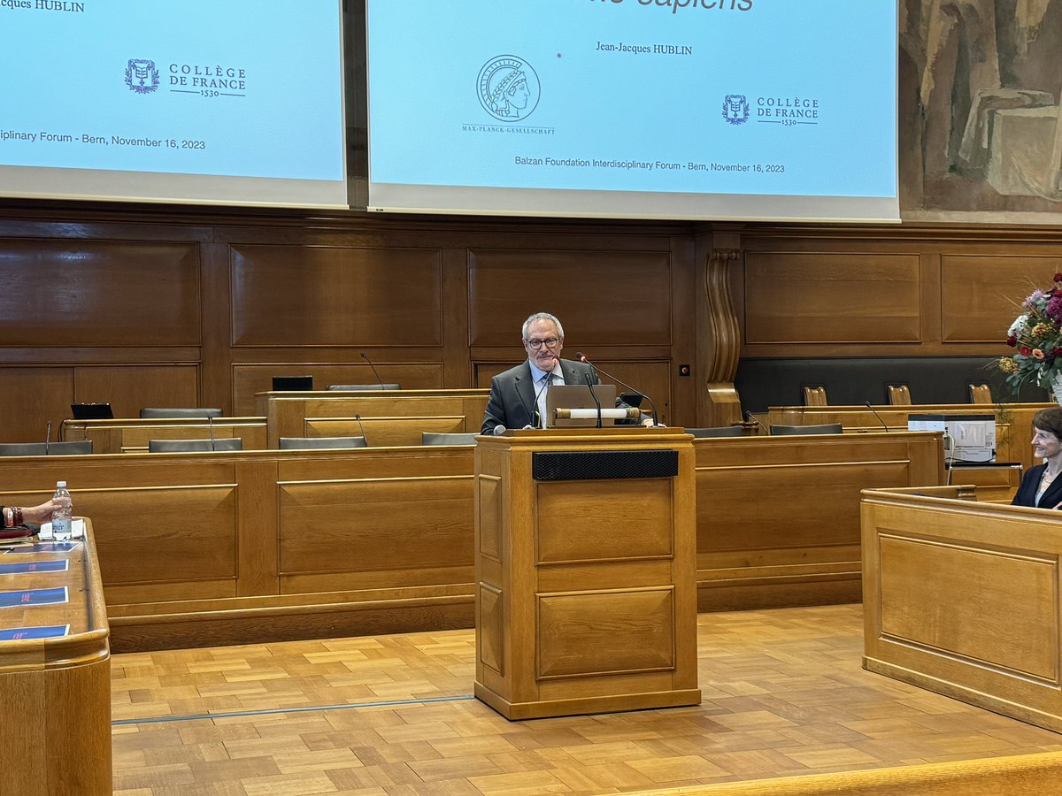 BalzanPrize's tweet photo. Jean-Jacques Hublin talks to us about Evolution of Humankind through his presentation, entitled “The Expansion of Homo sapiens”.
#BalzanPrize #JeanJacquesHublin 
@jjhublin https://t.co/sA7ctPKZbU