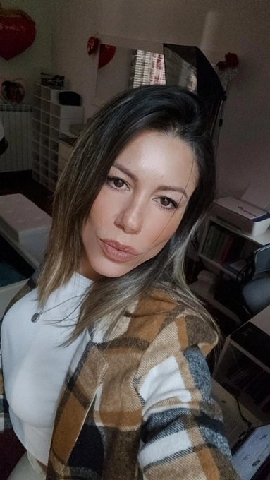 Buongiorno tesorini 💋 💋 💋 https://t.co/lWEvzGMEGd