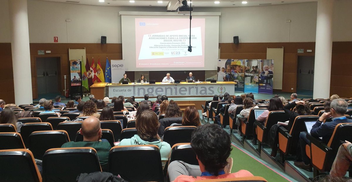 COCEMFEnacional's tweet photo. Asistimos a las 'Jornadas de Apoyo Inicial para Asociaciones para la Cooperación' organizadas por @sepie para #ErasmusPlus para mejorar la gestión de los proyectos europeos enfocados en las personas con #discapacidad que lideramos |#Design2Freedom #EuropaCOCEMFE @Erasmus_Project https://t.co/RxPXDyFj9W