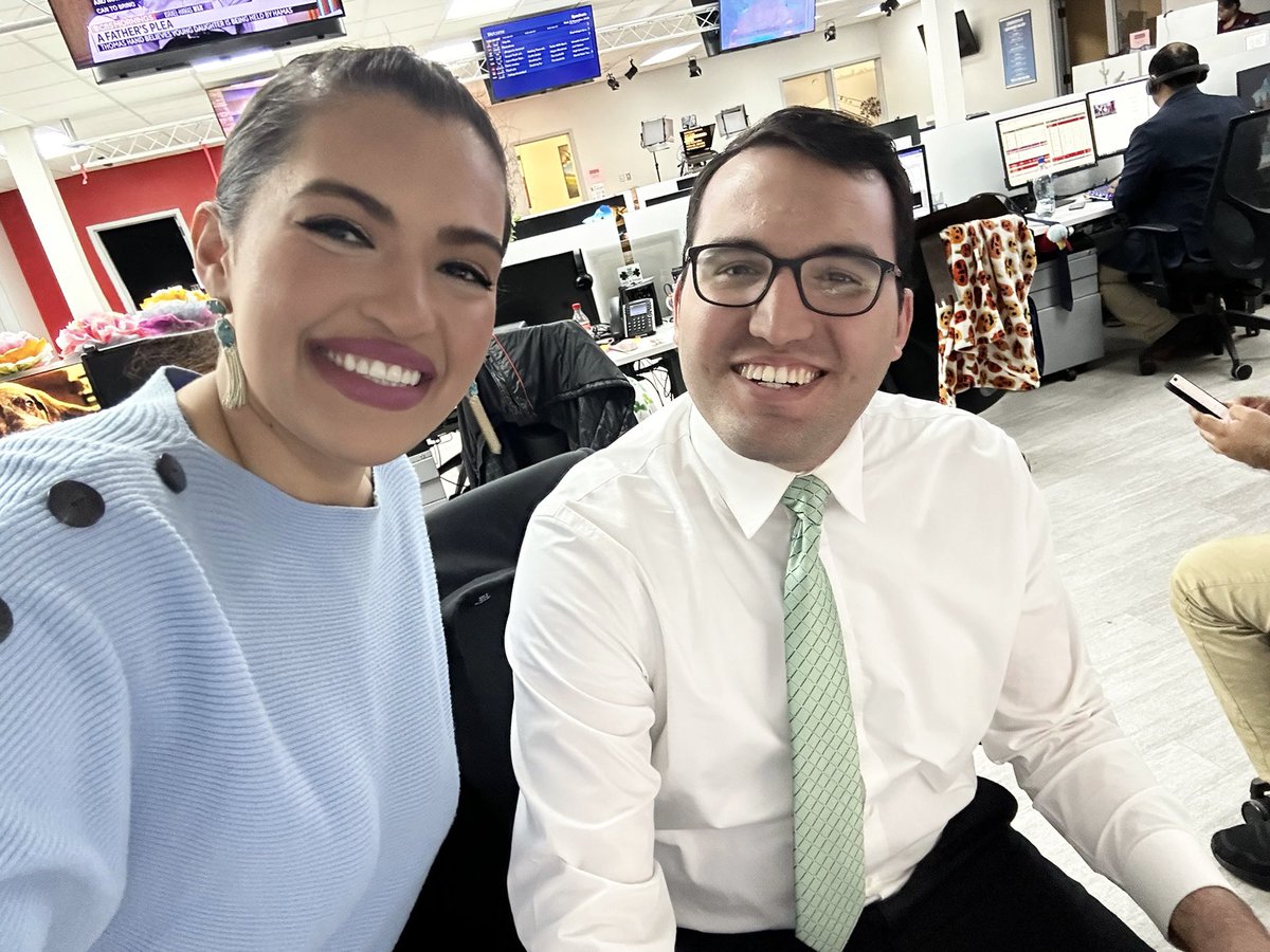 DanielleBandaTV's tweet photo. My CBS 4 Anchor &amp; friend, #MarcoRamirez 🎥📺🤓 

#TvHost #ExecutiveProducer #DanielleBandaTV #LifestyleShow #DanBanFam 

*Disclaimer: Your comments on this post may be featured on my show 🤗💕* 

✅ ALMOST DAILY VIDEOS POSTED TO YOUTUBE: @daniellebandatv https://t.co/jz6NGNRxem
