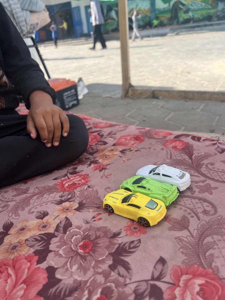 Rakan loves sport cars | Gaza