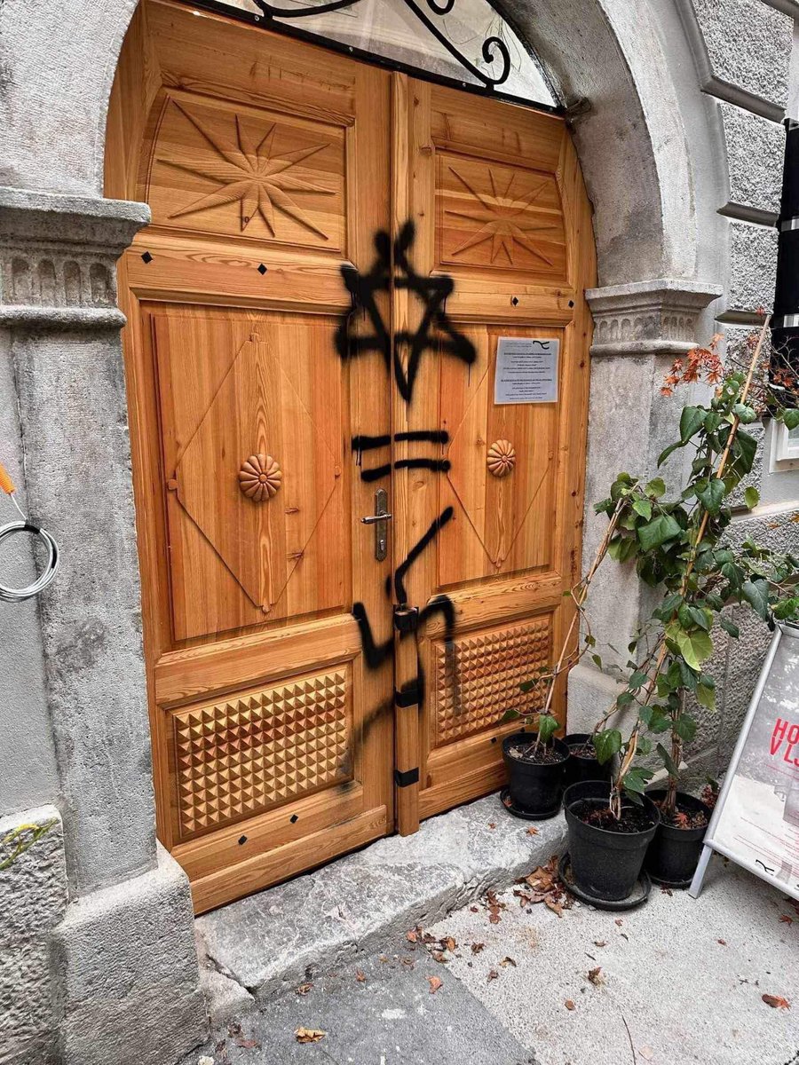 It is horrible to see that the Jewish Community Centre and theater in Ljubljana, Slovenia has been defaced with antisemitic graffiti.

The building also hosts the local synagogue and the Museum of the History of the Holocaust in Slovenia.

We stand with the 🇸🇮 Jewish community.