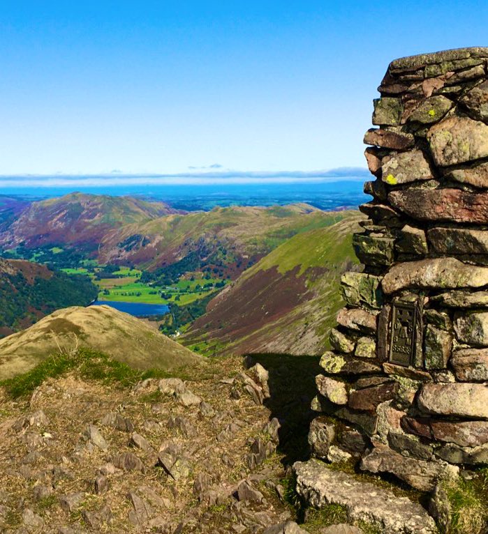 On a wet November day, reminder of beautiful sunny #LakeDistrict days 💚 #TrigpointThursday 🪧 #RedScrees #landscape #ThrowbackThursday 🐑