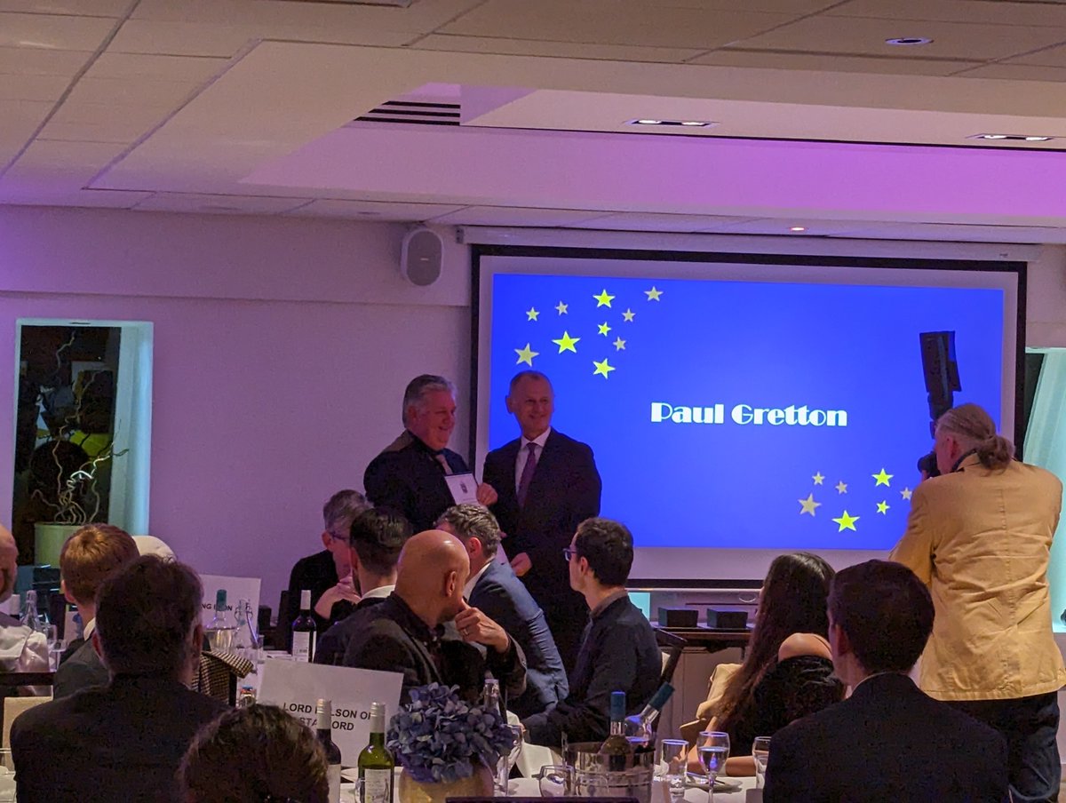 APF_Aston's tweet photo. We are delighted to announce that our Project Manager, Paul Gretton, has received the @AstonUniversity Vice-Chancellor's Engagement and Impact Award.
He has demonstrated excellence in innovation and translation by collaborating with various departments and institutes. 
@AstonEPS https://t.co/gdkoDSoJu7