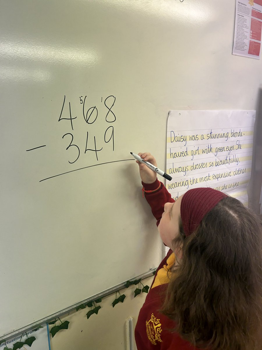 Year3Chantry's tweet photo. Some excellent modelling from our children this morning - showing us how to use the column method 😀 https://t.co/e1lEKpXvjX
