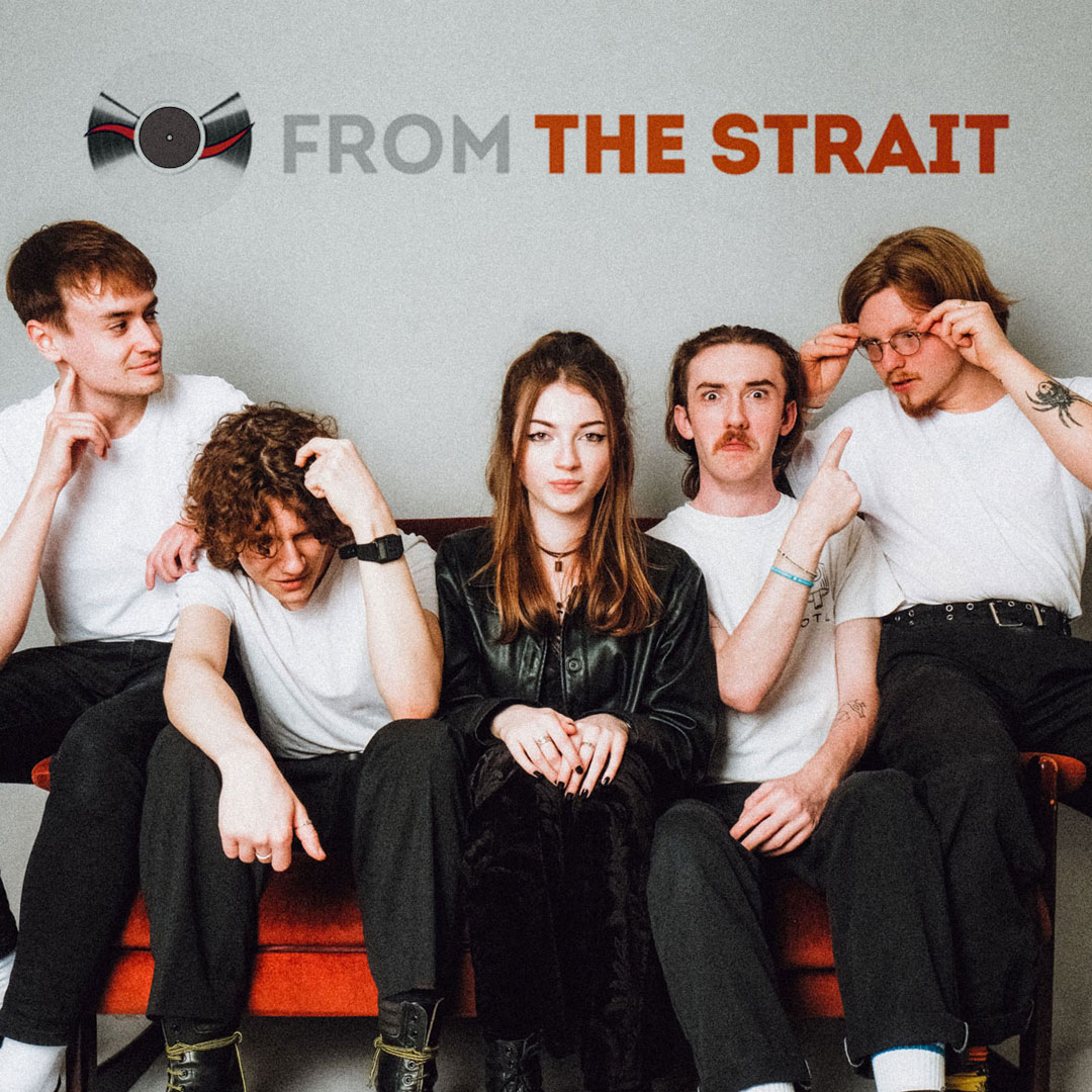 FutureproofPR's tweet photo. Big thx to #music jerks @KrisGoetz & @motiveandthegun fm #musicblog @FromTheStrait for including the banger #Telephonophobia fm @CandidFacesBand on #TheRundown💥 Get yr #newmusic fix w/ a host of brand spankin’ new tunes 👇😍
#CFT23 @TheWarrenYP #postpunk
https://t.co/QSe2ukZIZX https://t.co/HjJP9T6Sql