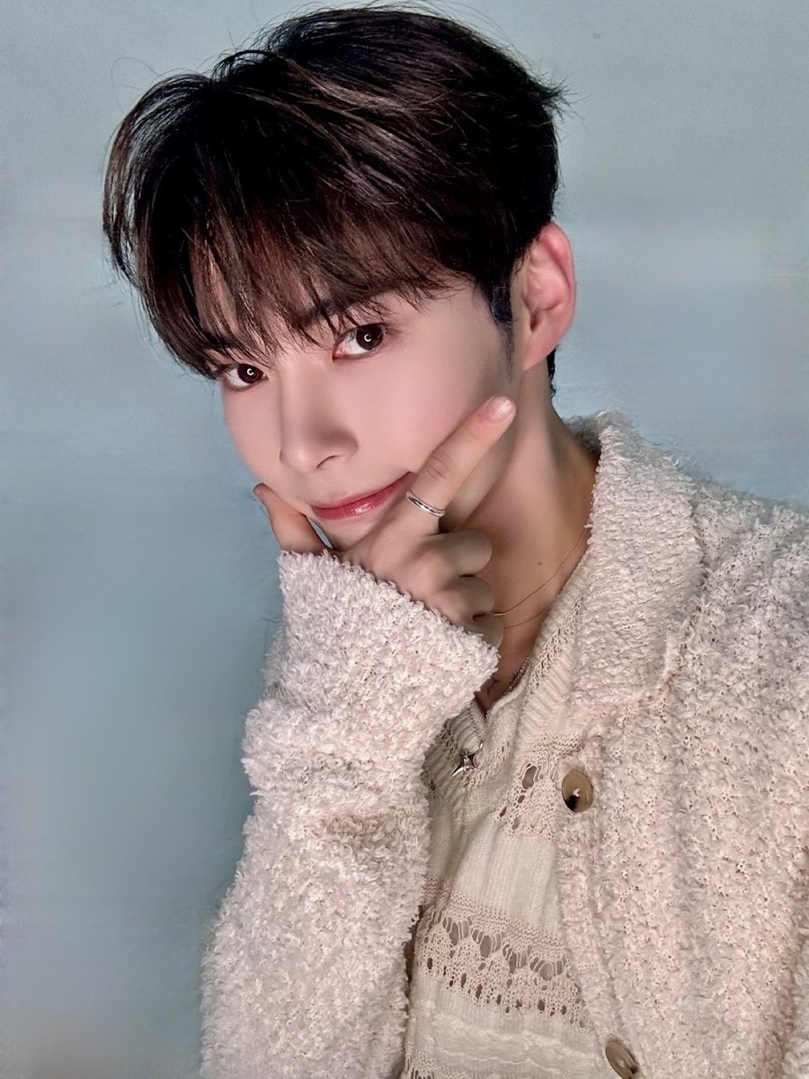 ZB1_official's tweet photo. _𝗭𝗘𝗥𝗢𝗙𝗢𝗖𝗨𝗦

오늘의 할 일

☑ 국민햄씨 진행 잘한다고 칭찬하기
☑ 국민햄씨 오늘도 잘생겼다고 칭찬하기
☑ 국민햄씨 일단 냅다 칭찬하기
     
#ZEROBASEONE #ZB1
#제로베이스원 
#MELTINGPOINT #CRUSH #가시
#ZEROBASEONE_CRUSH https://t.co/BCS5XxWUnD