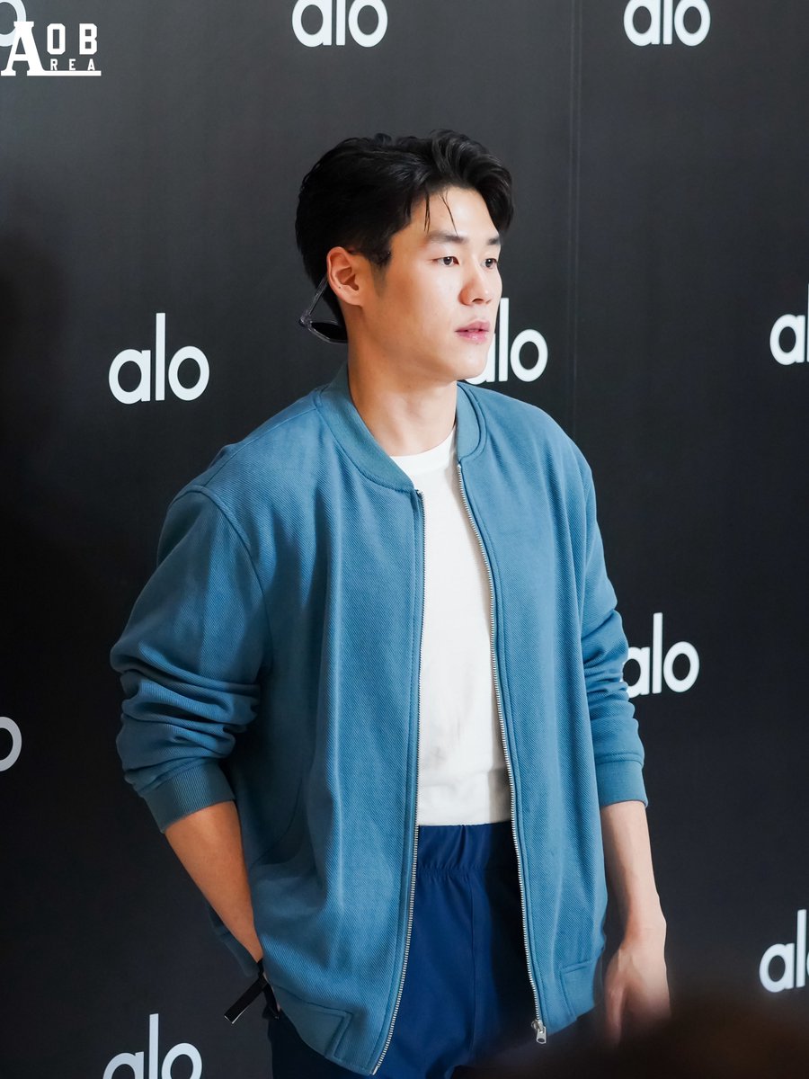 Aobarea's tweet photo. ไม่เจอกันนานเลยค่าาา

#aobobstoab26 
#aloThailand https://t.co/348tKRfdjo