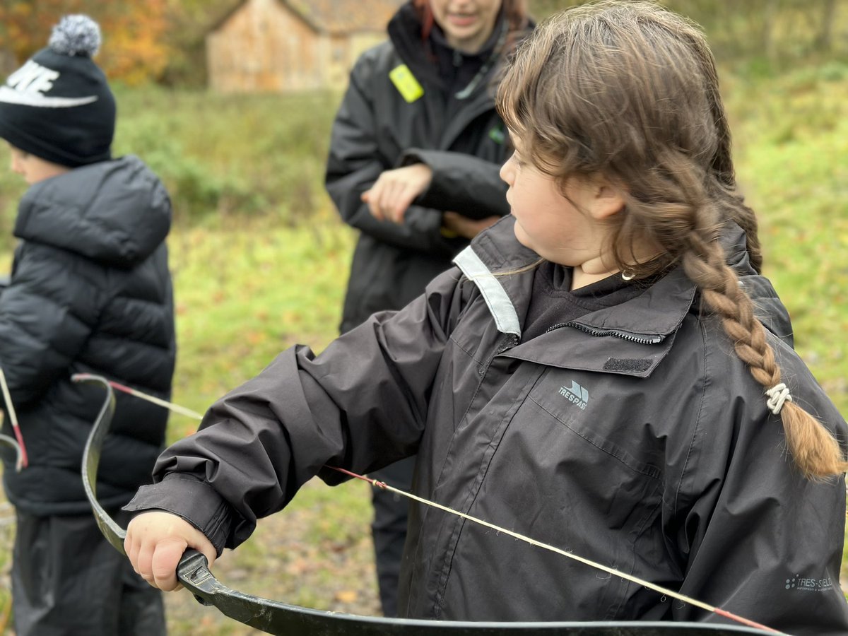 RosehillHT's tweet photo. It’s proper bow this activity… https://t.co/bvNPjZLibA