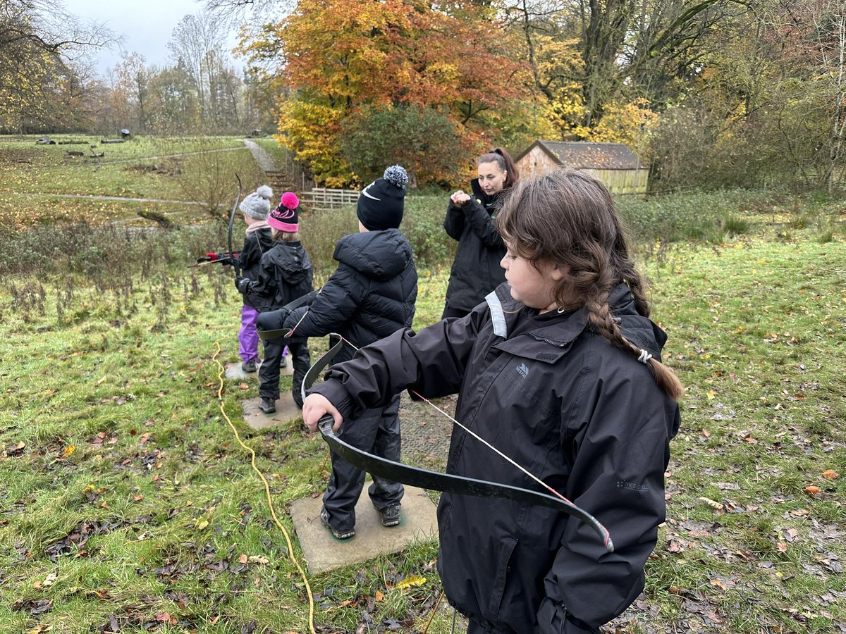 RosehillHT's tweet photo. It’s proper bow this activity… https://t.co/bvNPjZLibA