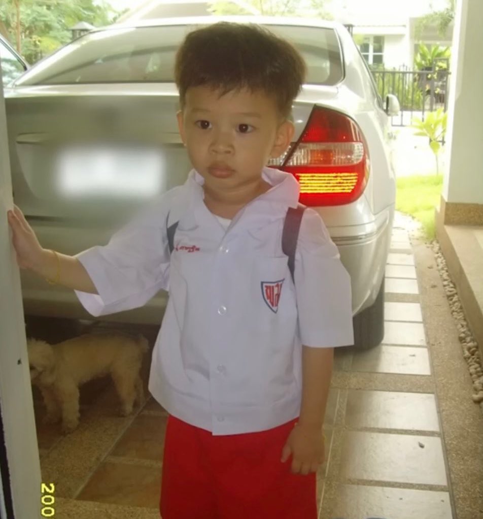 พี่หมวย เฮียให้มาถามว่าพี่หมวยจะยังไปกินบัวลอยกะเฮียยุมั้ย