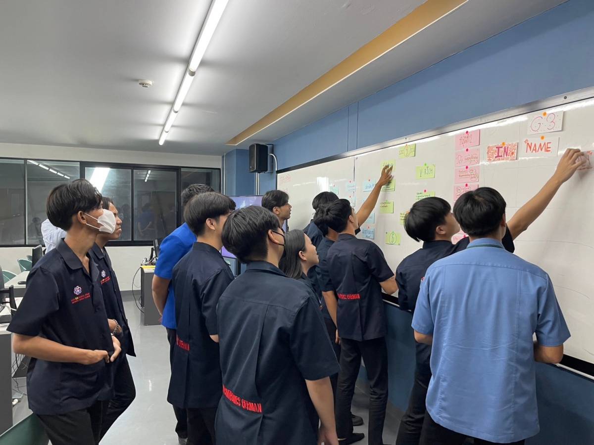 GermanThaiChamb's tweet photo. Developing critical thinking, confidence & passion to work, #GTDEE organised a workshop based on 🇩🇪standard for 🇹🇭 mechatronics apprentices batch 2023 from #E_Tech yesterday. #PartnerForDVET #GTCC #PartnerInThailand https://t.co/UgFcXRWdTa