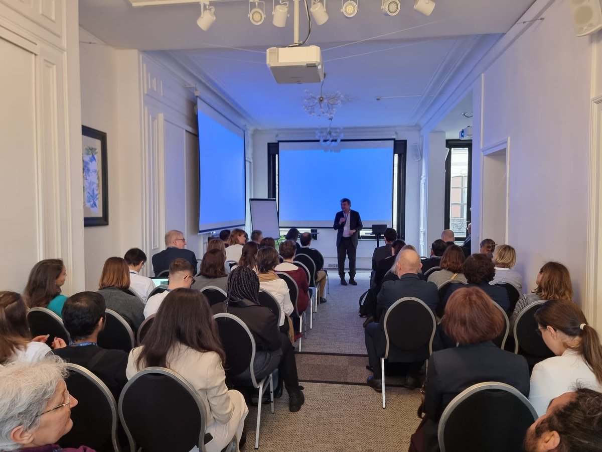 <a href="/PaulVerschure/">paul verschure</a>