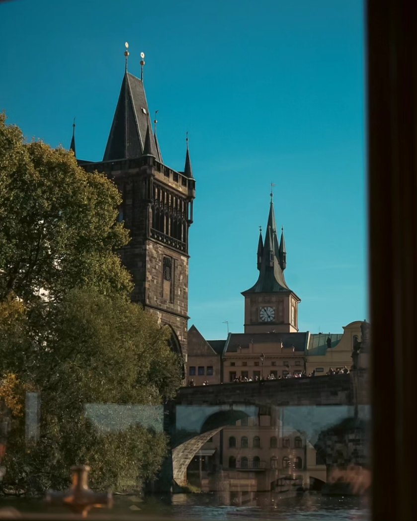 nobodybutjohn's tweet photo. Some of the views in our Prague Historical Tour last September. 🔥📸🛥️🌉🏫
-Bellevue Palace Arca Capital
-Prague Castle
-Charles Bridge
-Old Town Bridge Tower
-Clock Tower
#Travelgram #ExplorePrague #HistoricalTour #PragueViews #CityscapeMagic #WanderlustVibes #InstaTraveler https://t.co/JtYBxoIsX4