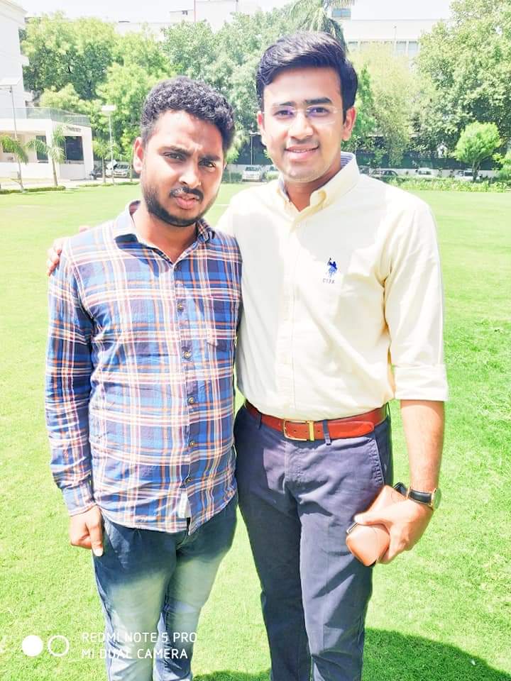 kundankarn47's tweet photo. भाजयुमो के राष्ट्रीय अध्यक्ष @Tejasvi_Surya जी को जन्मदिन की हार्दिक शुभकामनाएँ ।

प्रभु श्रीराम से आपके उत्तम स्वास्थ्य एवं दीर्घायु जीवन की मंगलकामना 🙏 https://t.co/s41S95bDac