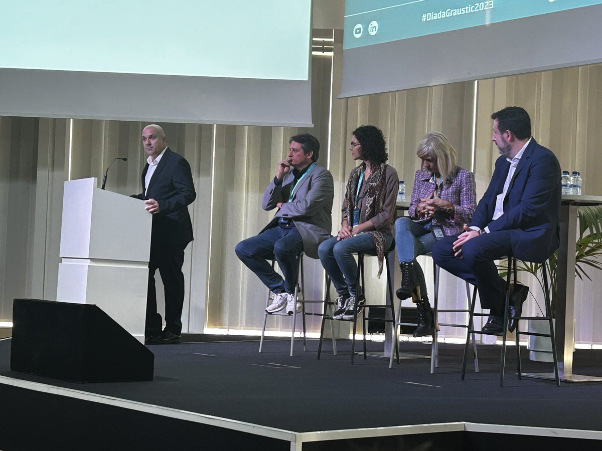 juancar1812's tweet photo. @jordi_gine @Telefonica https://t.co/rreDY3WPbr