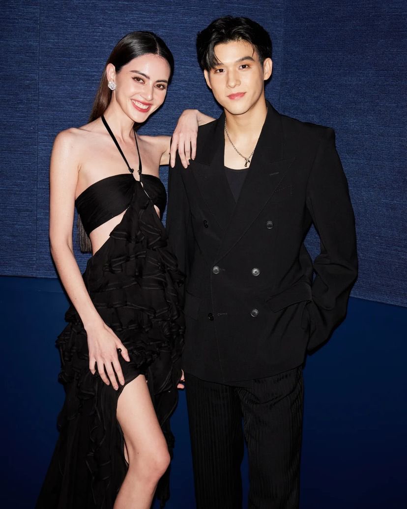 sky_everyday25's tweet photo. สุดหล่อของก้อน งานเมื่อคืนจ้า ขอบคุณ
พี่ฟอร์ด พี่ใหม่ที่เอ็นดูสกายนะคะ ได้เจอกันแล���ว กิ้ดดดดดด  ทั้งหล่อทั้งสวย สกายหล่อมาก ปังมาก🫶🏻☁️❤️

#fashionsfinest 
#skywongravee 
#ก้อนเมฆของสกาย 
#mycloudy https://t.co/hDfY5bzXN6
