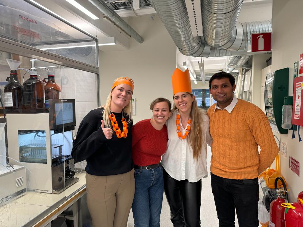 Some more snaps of our team embracing orange for World COPD Day yesterday! Proud of our staff helping raise awareness of this neglected disease area. #worldcopdday #copd #copdawarenessmonth
