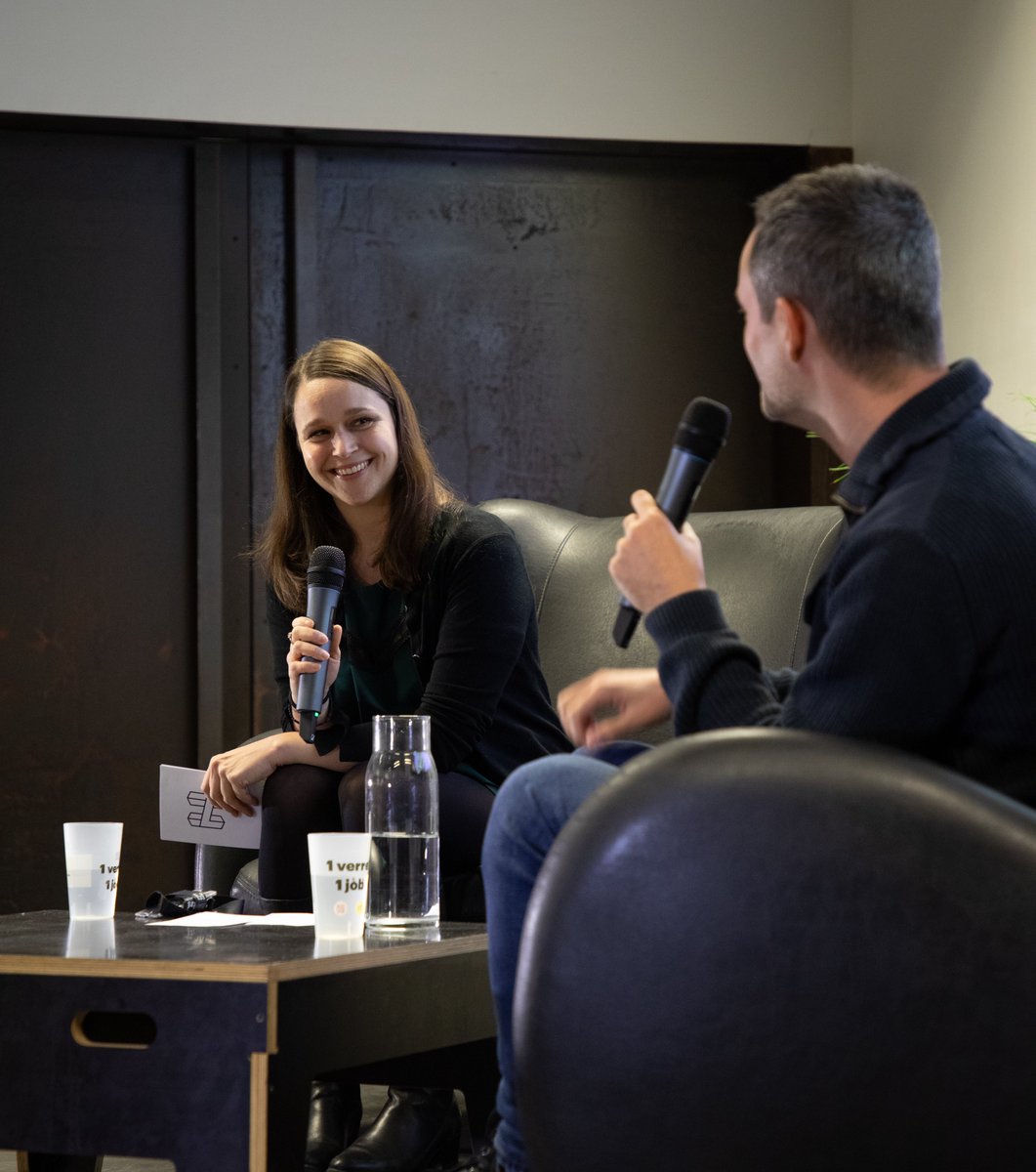 Édition record pour le dernier épisode de "dans un fauteuil" avec <a href="/m_nebra/">Mathieu Nebra</a>, cofondateur d'<a href="/OpenClassrooms/">OpenClassrooms</a> ! 👀

+150 participants et autant de questions à poser à notre invité 🎤