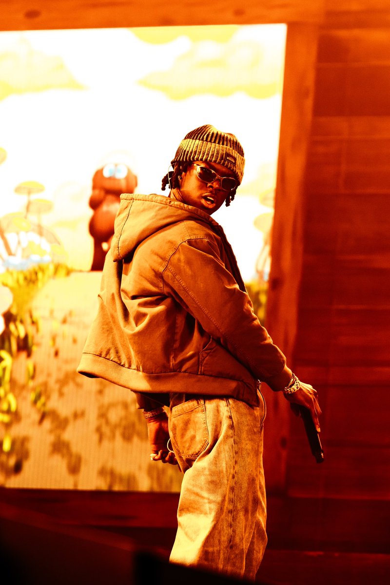 Amzino_06's tweet image. Rema Live at the O2 Arena (2023) part 2 🦇 shot by me 📸 @heisrema #O2Arena #remao2