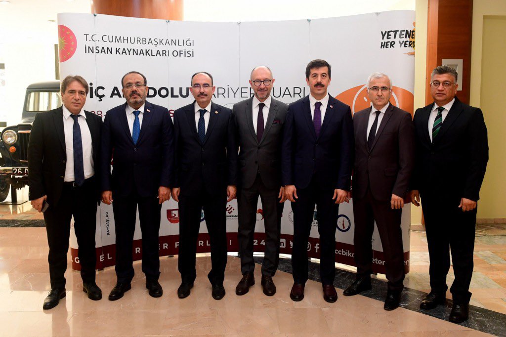 Anadolu Üniversitesi Kariyer ve Mezun Merkezi (@anadolu_kariyer) on Twitter photo 