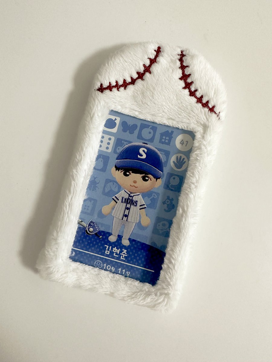 #RT 추첨해서 2분에게 야구공 포카홀더 보내드립니다 ! ♡ 
➖

⚾️ 당발 11월 중
⚾️ 야구팬한정O

아펙 금메달 기원 .. 🥇🙏