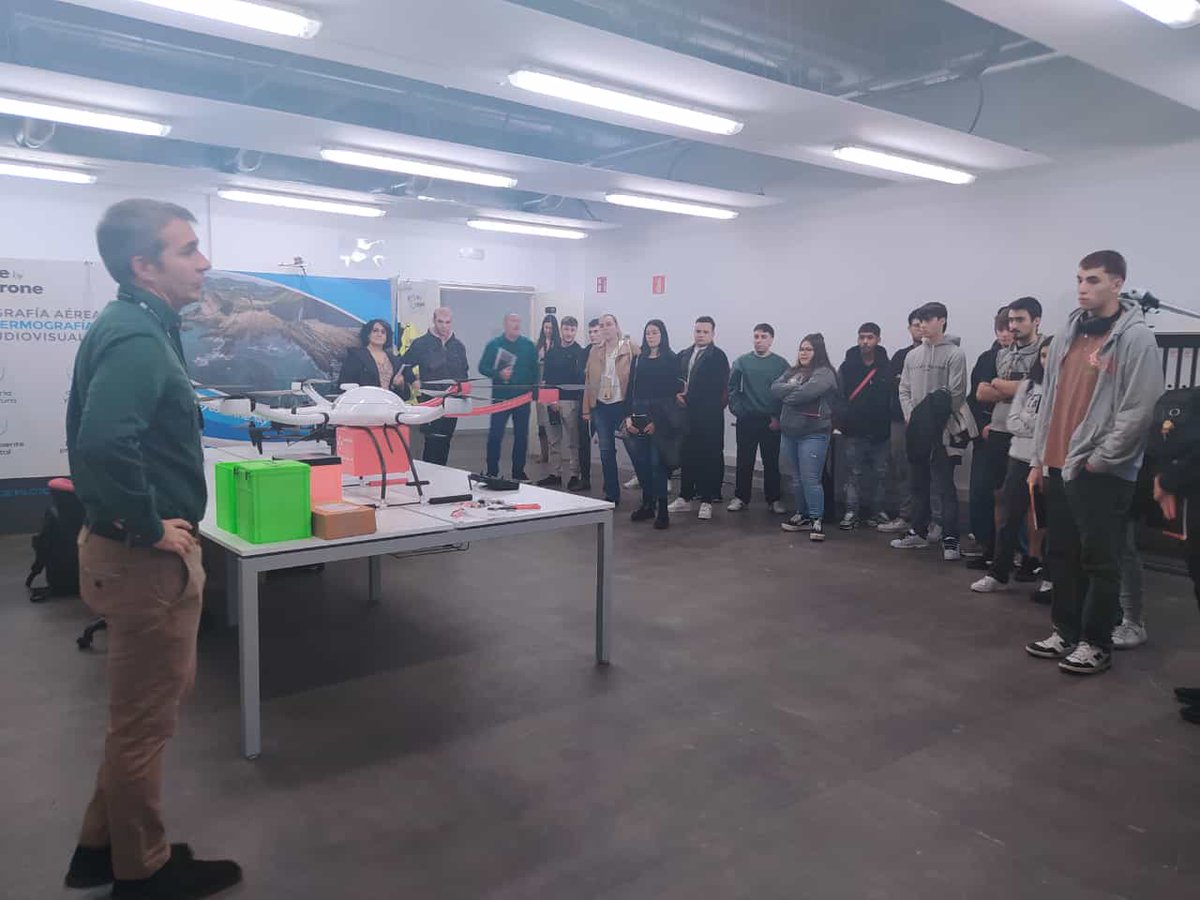 Ekingune's tweet photo. 🙋Hasiera emango diogu 5. #Provider edizioko saio berri bati
👉Fabrikazio gehigarria. 3D inprimaketa
Parte hartzaileak:
🏭#Samylabs
🏭#insektlabel🏭
@BizkaiaEmpresa @tknika @FPeuskadi @HETELFP @IkaslanEuskadi @BizkaiaEmprende https://t.co/weTWeEKf6t