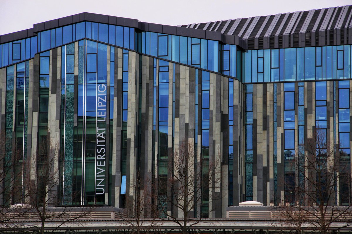 HomoLiberalis's tweet image. Shame on those eco-terrorists.

Always great to visit @UniLeipzig #UniversitatLeipzig.

Section 125.1 and 125a.4 of the German Criminal Code #StGB should apply.

#EcoTerrorists