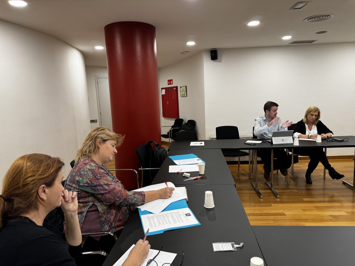 grup_metropol's tweet photo. Reunió productiva amb la Diputada @MaiseBalcells de @diba
Hem compartit propostes específiques per a persones amb discapacitat intel·lectual del nostre territori, obrint camins per a futures col·laboracions. #Inclusió #GrupMetropol #DiscapacitatIntellectual #DiputacióDeBarcelona https://t.co/GQBtrO5W1R