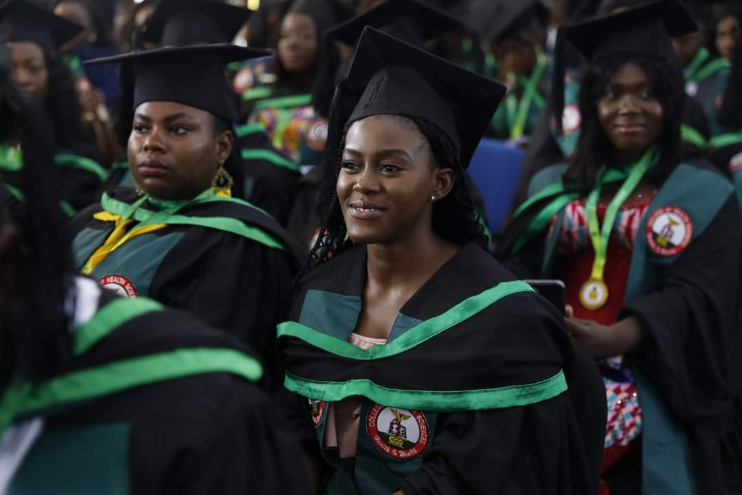 ChsKnust's tweet photo. Scenes from the 57th Congregation ceremony of the College of Health Sciences, Knust.
Morning Session: Faculty of Pharmacy and Pharmaceutical Sciences | Faculty of Allied Health Sciences.
#knustgraduation2023 #congratulationscake https://t.co/rccoRusJfY