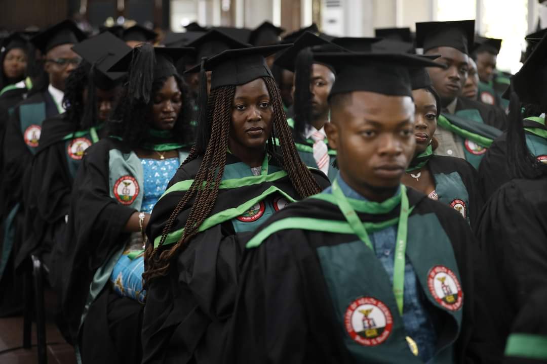ChsKnust's tweet photo. Scenes from the 57th Congregation ceremony of the College of Health Sciences, Knust.
Morning Session: Faculty of Pharmacy and Pharmaceutical Sciences | Faculty of Allied Health Sciences.
#knustgraduation2023 #congratulationscake https://t.co/qCmU22BsqP