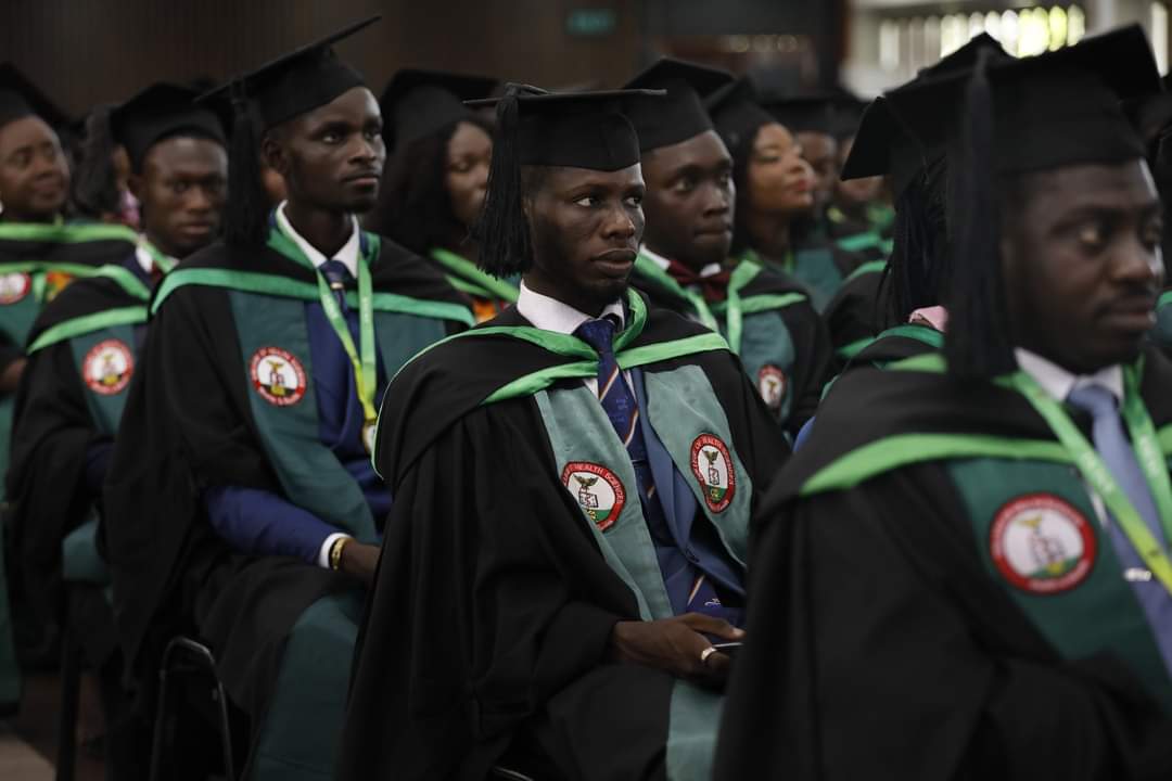 ChsKnust's tweet photo. Scenes from the 57th Congregation ceremony of the College of Health Sciences, Knust.
Morning Session: Faculty of Pharmacy and Pharmaceutical Sciences | Faculty of Allied Health Sciences.
#knustgraduation2023 #congratulationscake https://t.co/qCmU22BsqP