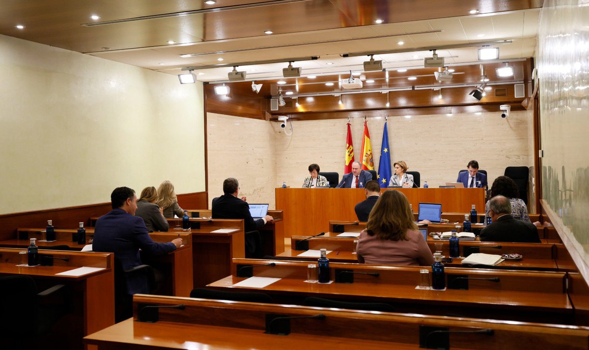 1.386 millones de euros para seguir aumentando el peso específico del sector en la región, un presupuesto para que la agricultura, la ganadería y el medio rural sigan aumentado su peso en la economía regional.