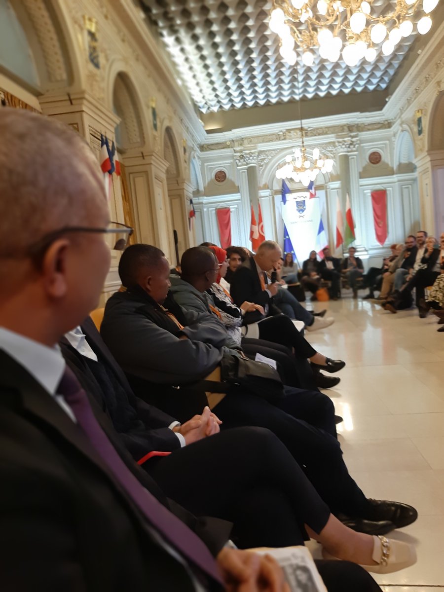 Participation Tunisienne à la Conférence inversée « Et si la responsabilité sociale des entreprises permettait de développer l’entrepreneuriat ? » le mardi 14 novembre 2023 à l’Hôtel de Ville de Saint-Etienne.