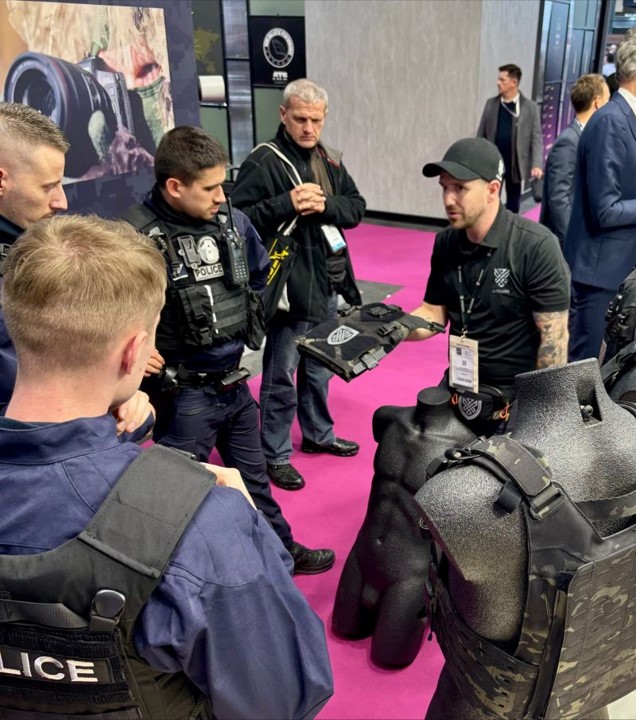 WeAreIntegris's tweet photo. We welcome the discussions with end users and the opportunity to demonstrate our new RDD technology for vests and carriers. 

The best time yesterday for taking on and releasing the carrier was less than 5 seconds - who will beat it today?

#milipol2023 https://t.co/FuuegDxT9V
