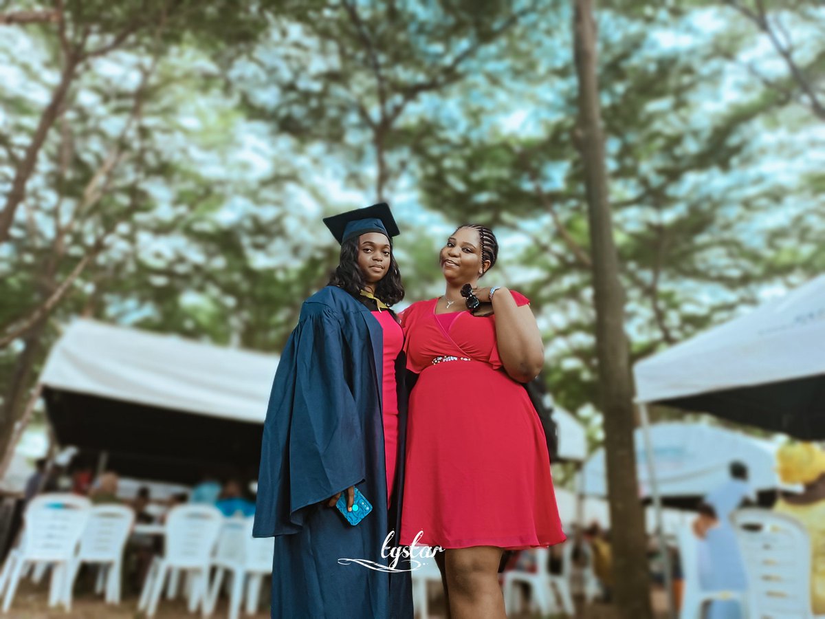TGSTAR18's tweet photo. Some pictures of this week's graduating students. Picture taken on Convocation ground. Shot and edited on mobile😁. Congratulations 🎉. #UI #UniversityofIbadan #mobilephotographynigeria #photooftheday #tgstar #shotonxiaomi https://t.co/myKpju3k4E