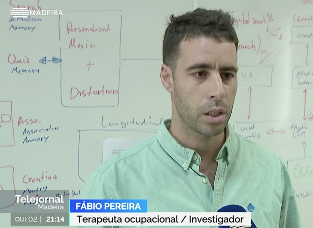🏥🩺 Fabio Pereira, investigador de Universidad de Madeira, crea una mesa interactiva para supervivientes de accidente cerebrovascular o ictus, con el objetivo ayudar a pacientes con rehabilitación motora. #realidadvirtual #IA #medtec4susdev #salud

📽️📽️
shre.ink/TFgB