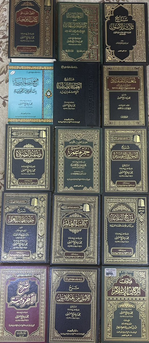 aamshaya's tweet photo. في أوقات الإجازة والفراغ حاول أن تحقق أرقاما قياسية في معدل القراءة اليومية (عشر ساعات تزيد أو تنقص)
-حاول أن تختم كتاباً تاماً (٤٠٠ص) في يوم واحد
-هذا الإنجاز سيبقى وستذكره طول عمرك.
من شعارات مهرة الأطباء:
(عمليات اليوم الواحد)
ليكن شعارك في أوقات الفراغ:
(علميات اليوم الواحد). https://t.co/J2TXVZ8XWz