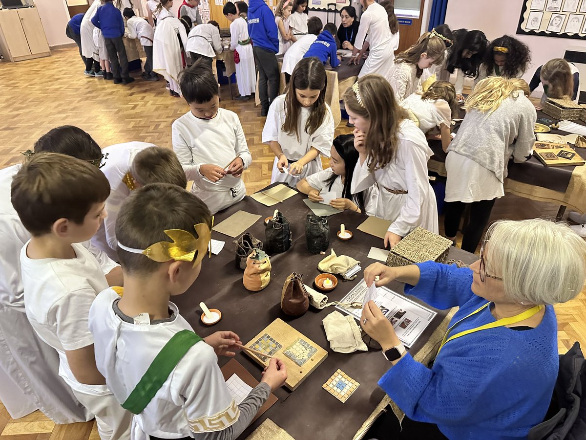 CrabtreeYr5's tweet photo. More photos from our Ancient Greek market place https://t.co/RViWiTCeMY