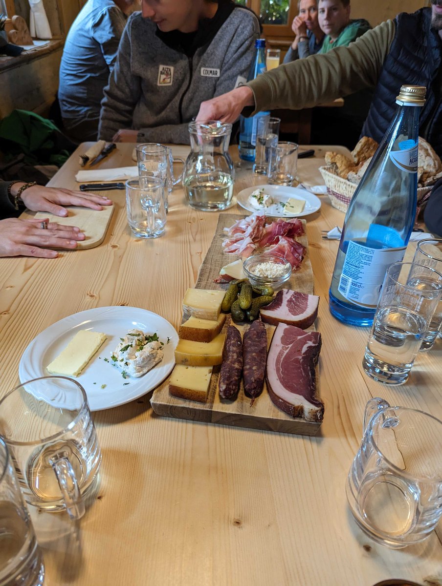 about_bits's tweet photo. 🍇🥘🍷 "Törggelen" at it's finest! Very nice team event with good local foods and drinks. We got even a performance of the host with his accordion playing traditional songs. Can't wait for the next one!
#aboutbits #aboutteam #Abouttörggelen https://t.co/49soIavA2i