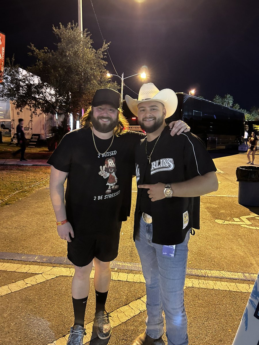 JordanOaks26's tweet photo. We had one hell of a time playing for you Miami! Glad to have made some new friends and honored to play alongside em! 
-
-
The Willis Jersey smacks! 
-
-
-
Country Bay Music Festival https://t.co/LbNQxqerf8