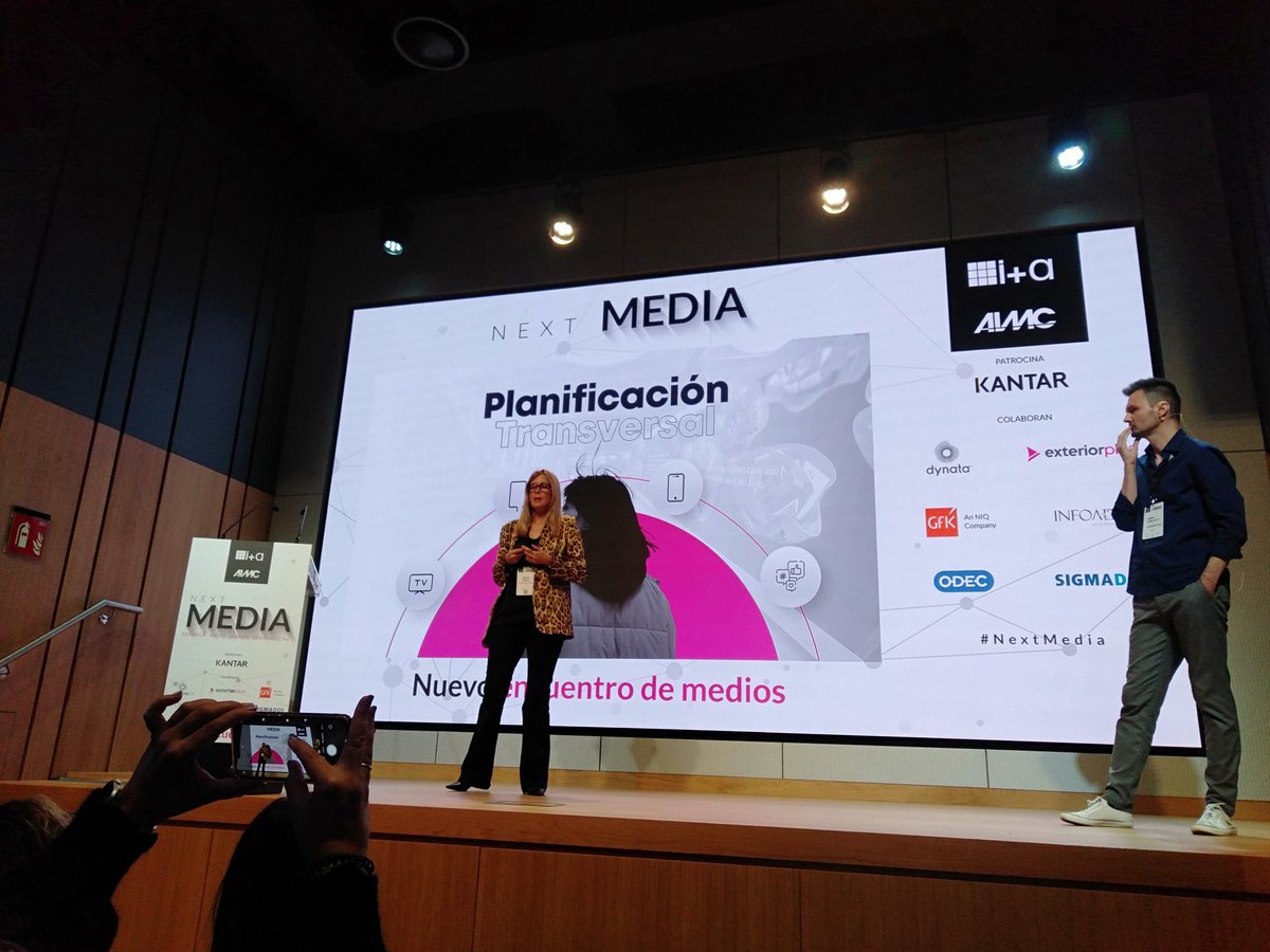 El medio Exterior es un medio que permite la complementariedad con el resto. Consigue viralizacion de las campañas. 
#NextMedia <a href="/exteriorplusES/">Exterior Plus</a>