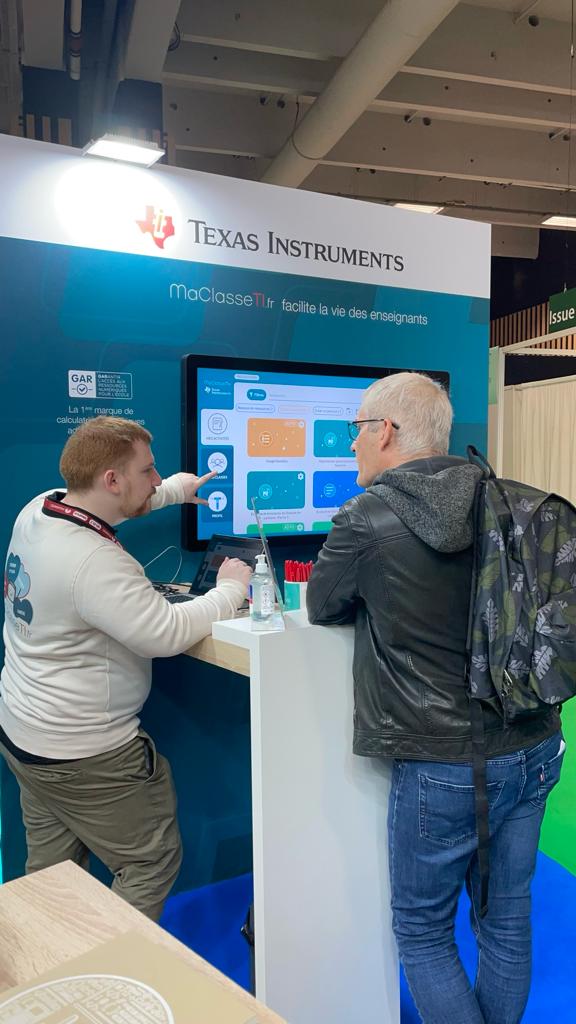 Connaissez-vous l'espace Classe de MaClasseTI.fr ? Maxence de <a href="/Vittascience/">Vittascience</a> vous attend pour la demo. Prolongez la classe à la maison et inversement, suivez les progrès individuels des élèves, rejouez les séquences de touches sur calculatrices TI-83 Python en ligne...