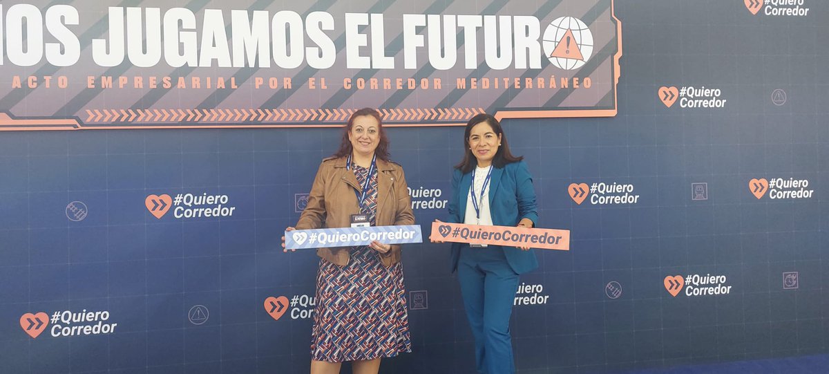 Arranca el acto de seguimiento del movimiento #QuieroCorredor apoyando y reivindicando un país de futuro bien conectado #juntosSomosMasFuertes <a href="/Corredor_Med/">Corredor Mediterráneo #QuieroCorredor</a> <a href="/CEV/">Can E</a> <a href="/cogiti/">COGITI</a> <a href="/COGITIValencia/">COGITI Valencia</a> <a href="/MesaIngValencia/">Mesa de la Ingeniería Valenciana</a>