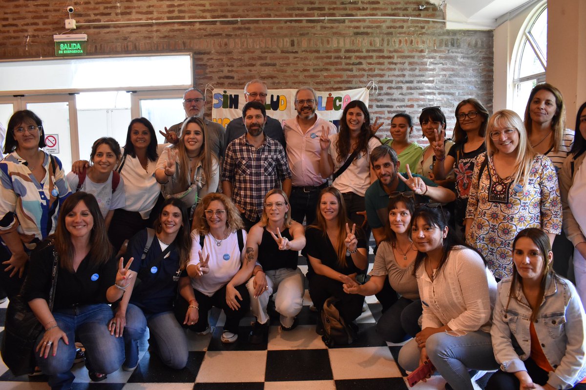 DrDanielGollan's tweet photo. Nos reunimos ayer en el predio de SMATA, #Pergamino, junto a cientos de trabajadoras y trabajadores para compartir el “Pre Encuentro de Salud de la 2da Sección” caminando hacia el 10• Encuentro Nacional que se desarrollará en #ExaltacióndelaCruz el próximo 2 de diciembre. https://t.co/Mu6MDjgPz9