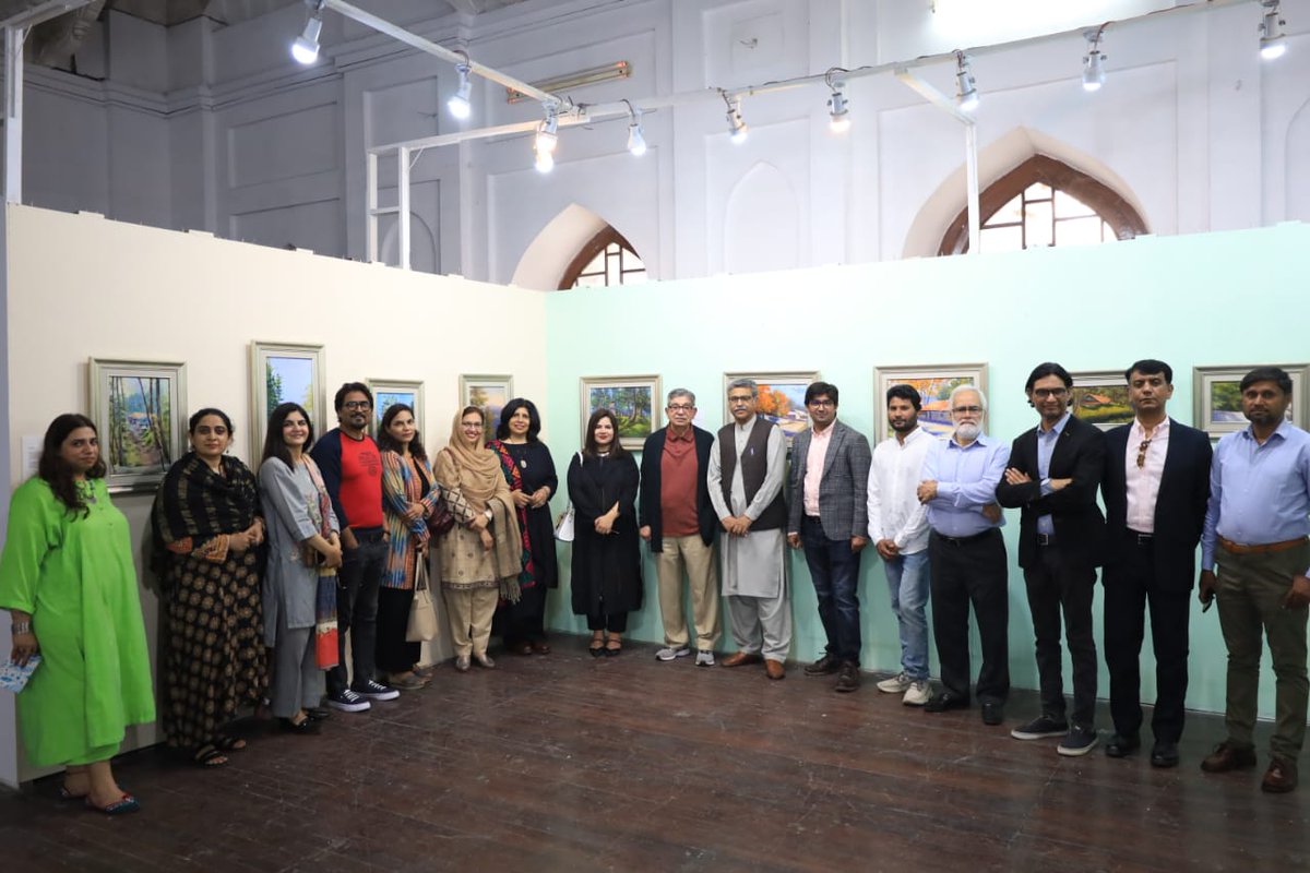 Plein Air Exhibition inaugurated by Madam Saman Rai DG Population Welfare Punjab held in College of Art &amp; Design University of Punjab on 16-11-2023 hosted by Anna Molka Gallery.
#PWD #Collegeofartanddesign #universityofpunjab #exibitions