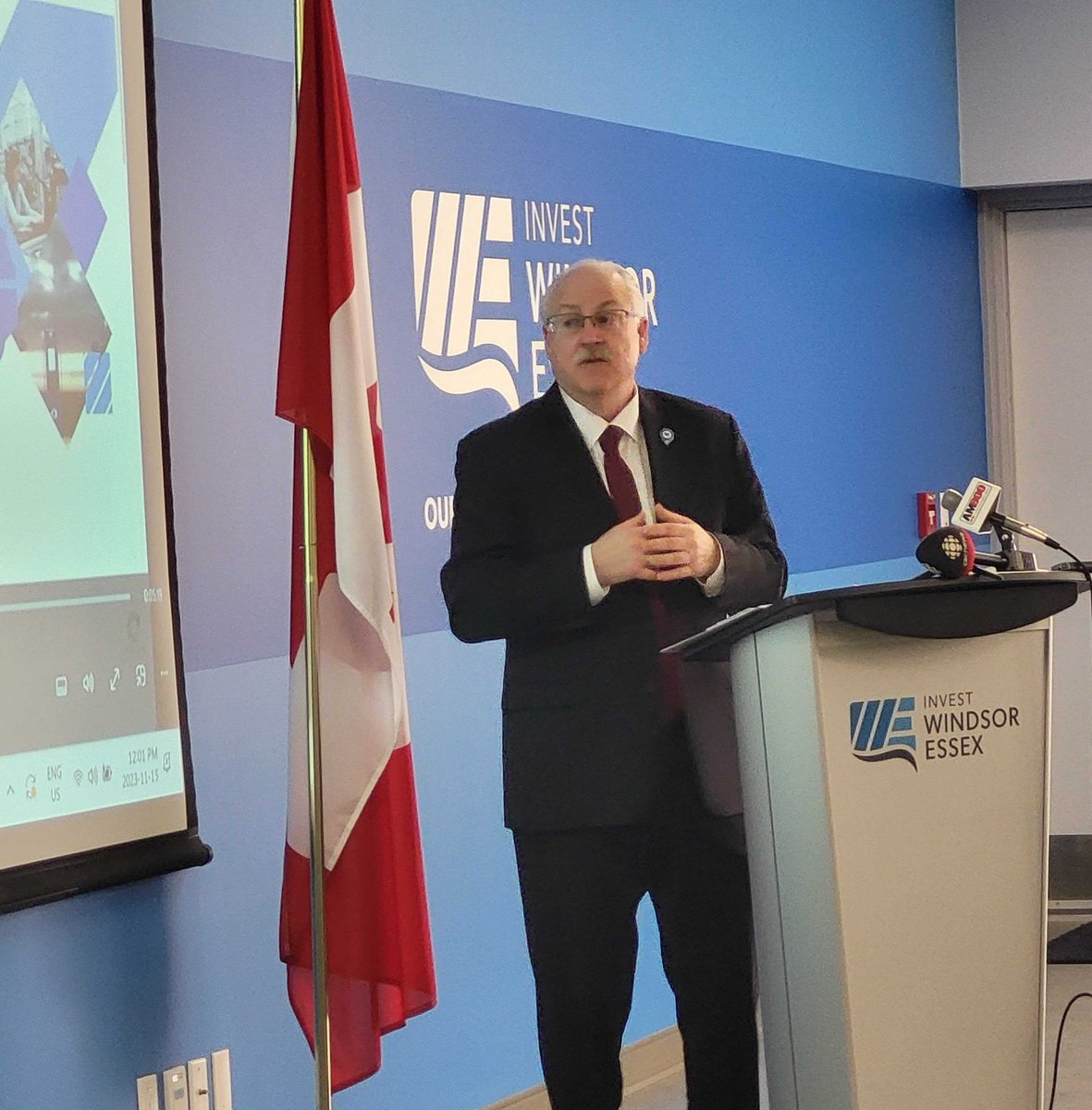 Invest WindsorEssex tweet media