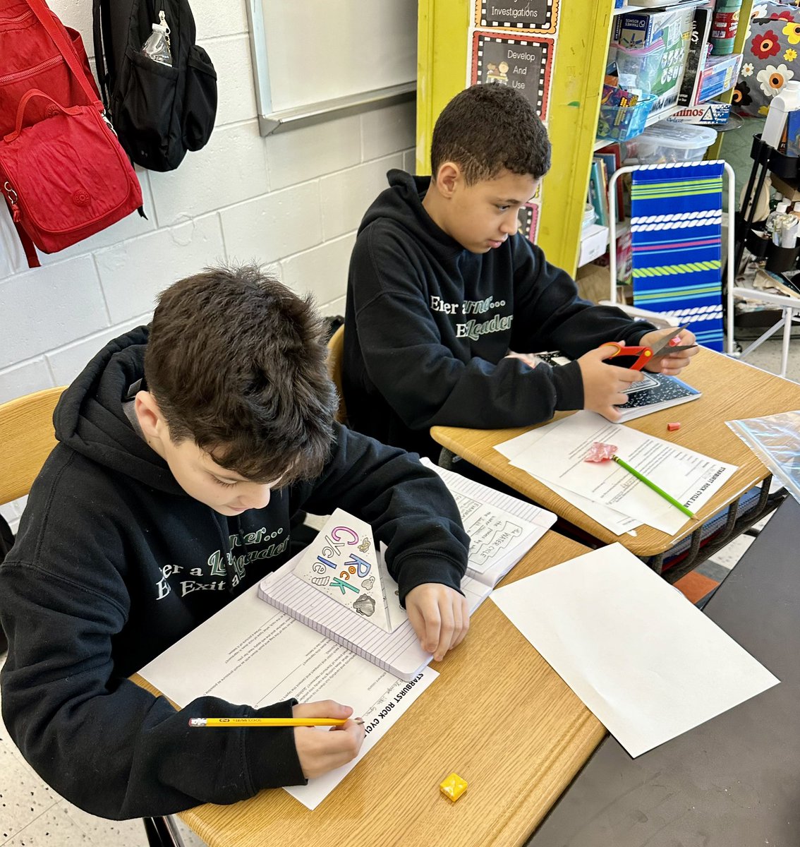 CareriScienceLB's tweet image. @Adopt_classroom and @DonorsChoose Starburst Rock Cycle Lab! #interactivenotebooks