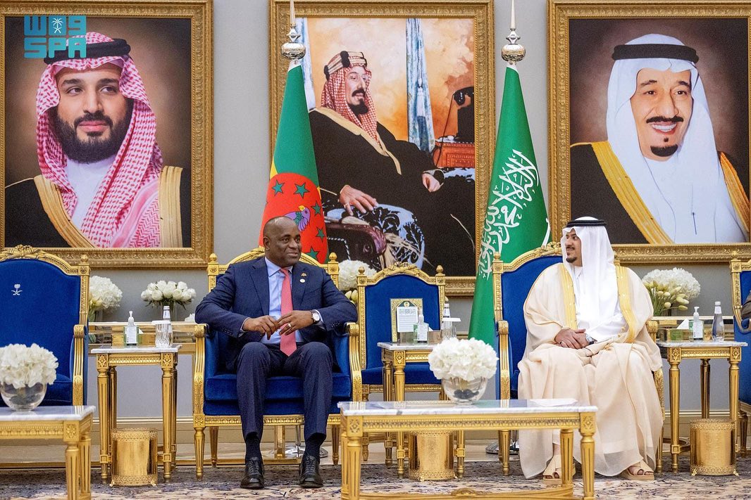 Office of The Prime Minister of Dominica (@dominicaopm) on Twitter photo Prime Minister <a href="/SkerritR/">Roosevelt Skerrit</a> with Prince Mohammed bin Abdurrahman bin Abdulaziz- The deputy governor of the Riyadh region. #CARICOMSAUDISUMMIT Prime Minister <a href="/SkerritR/">Roosevelt Skerrit</a> with Prince Mohammed bin Abdurrahman bin Abdulaziz- The deputy governor of the Riyadh region. #CARICOMSAUDISUMMIT